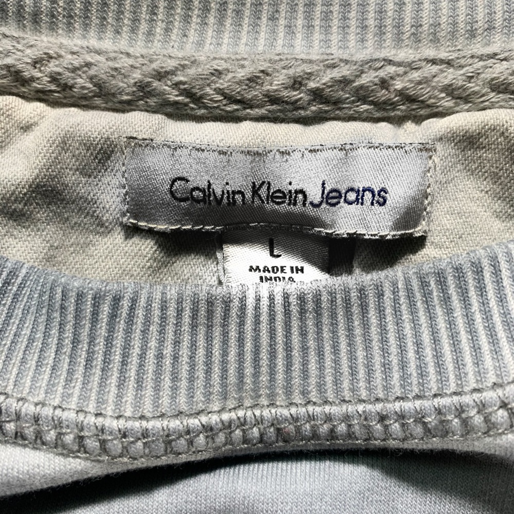 Men’s Calvin Klein Pull over Long Sleeve VINTAGE - Picture 3 of 4